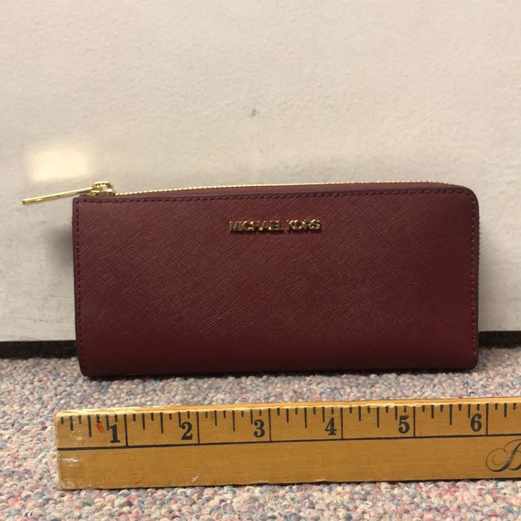 Michael Kors Burgundy Clutch - Picture 1 of 5